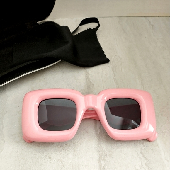 New Boutique Women's Polarized Barbie Pink Bubble Puffy Sunglasses - Picture 5 of 9